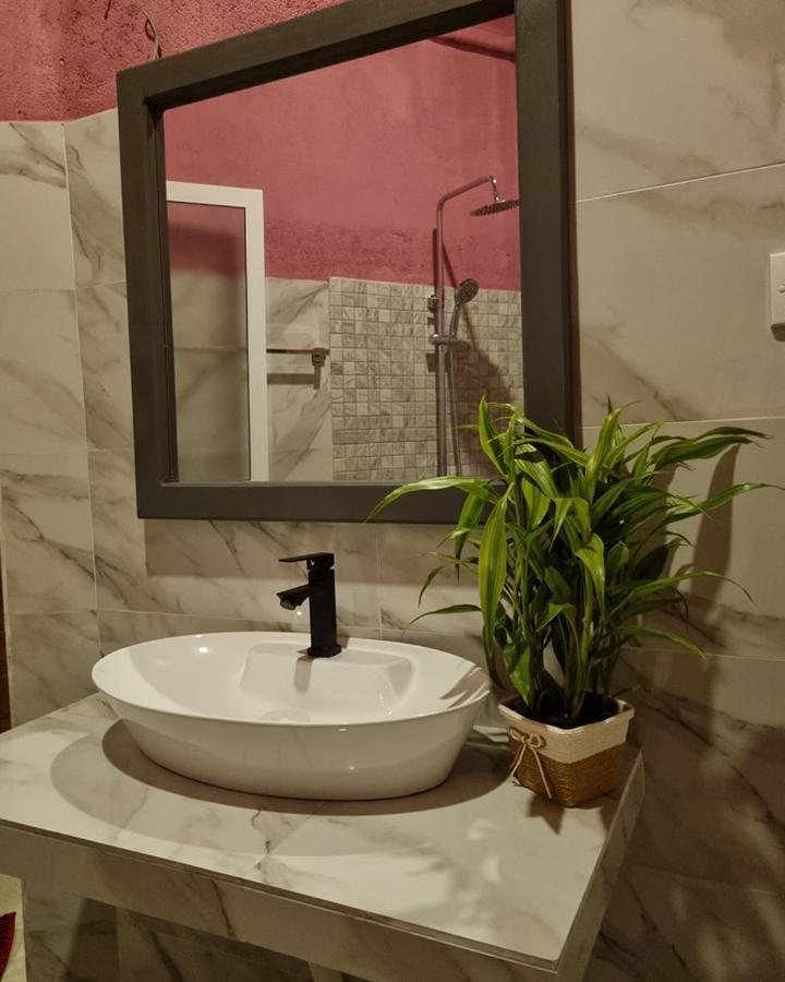 H&C Heaven Beach Hotel Унаватуна Екстериор снимка